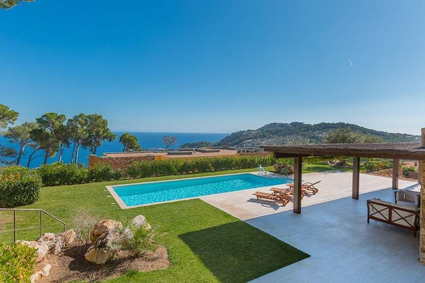 Haus in Costa Brava, Spanien, 585 m² - Foto 1