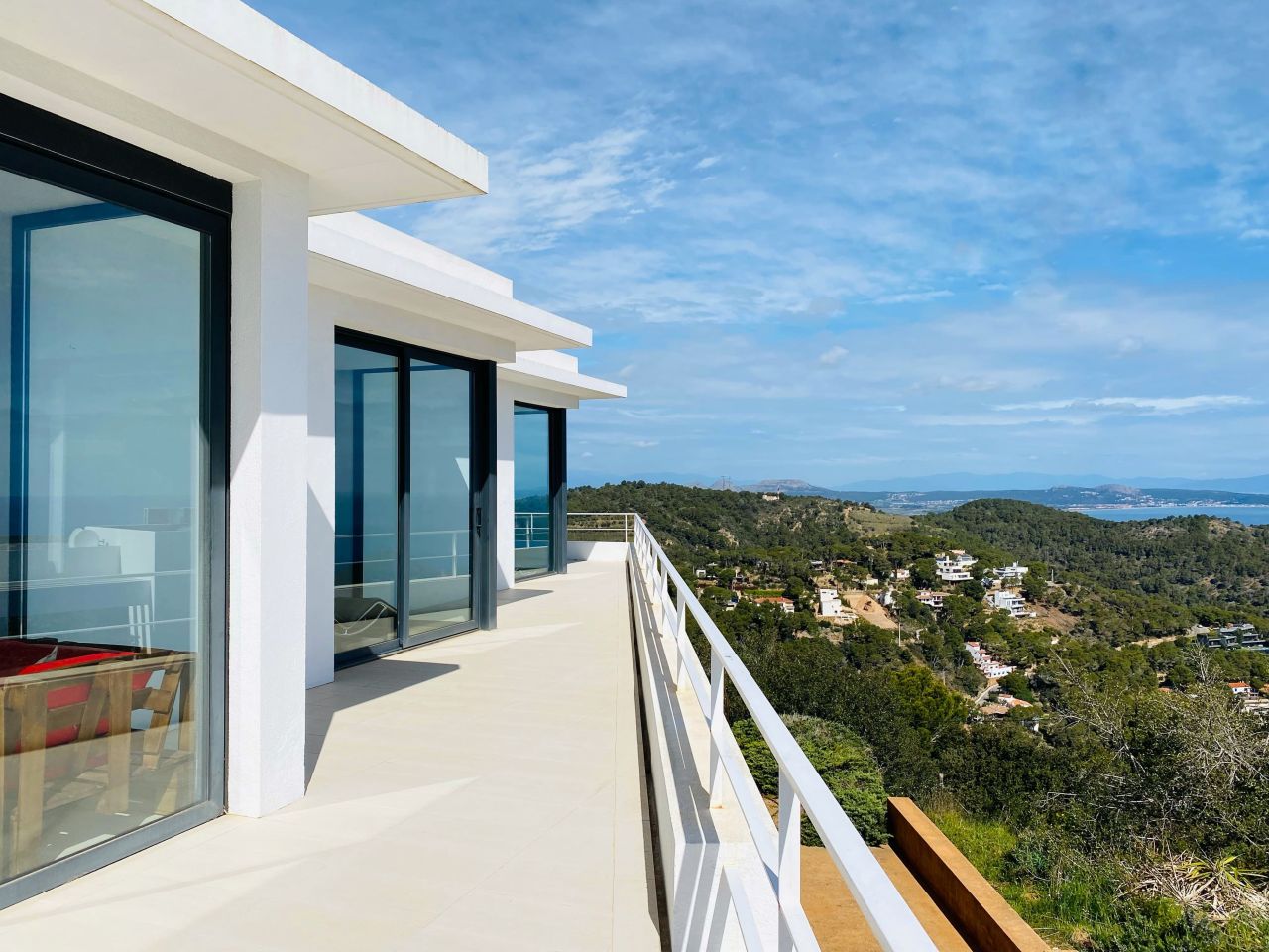 Haus in Costa Brava, Spanien, 388 m² - Foto 1