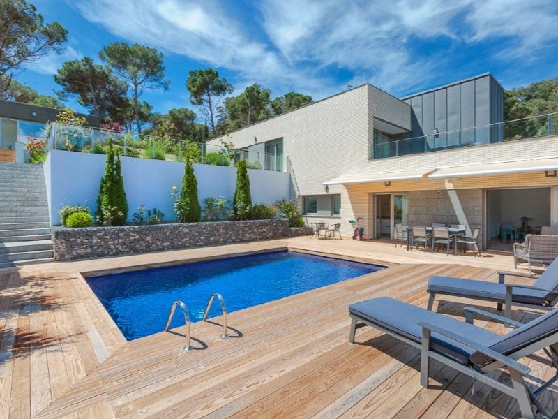 Haus in Costa Brava, Spanien, 412 m² - Foto 1