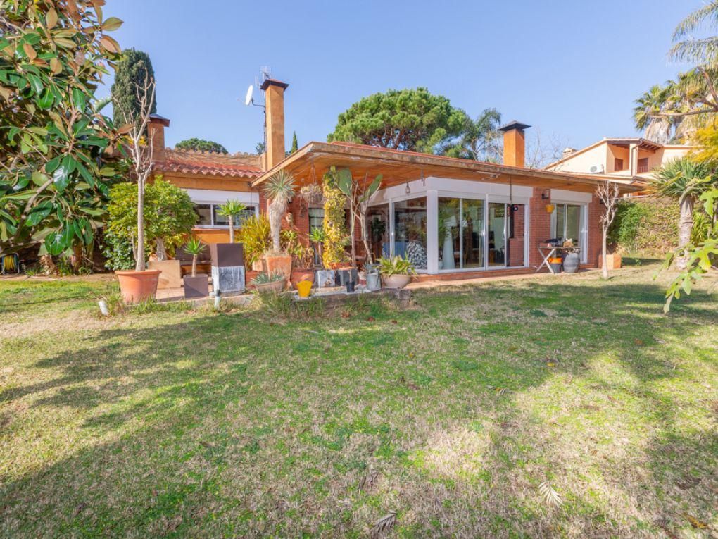 Maison sur la Costa Brava, Espagne - image 1