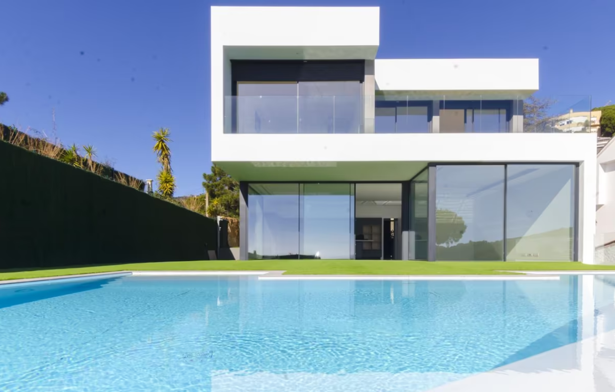 Haus in Costa Brava, Spanien, 323 m² - Foto 1