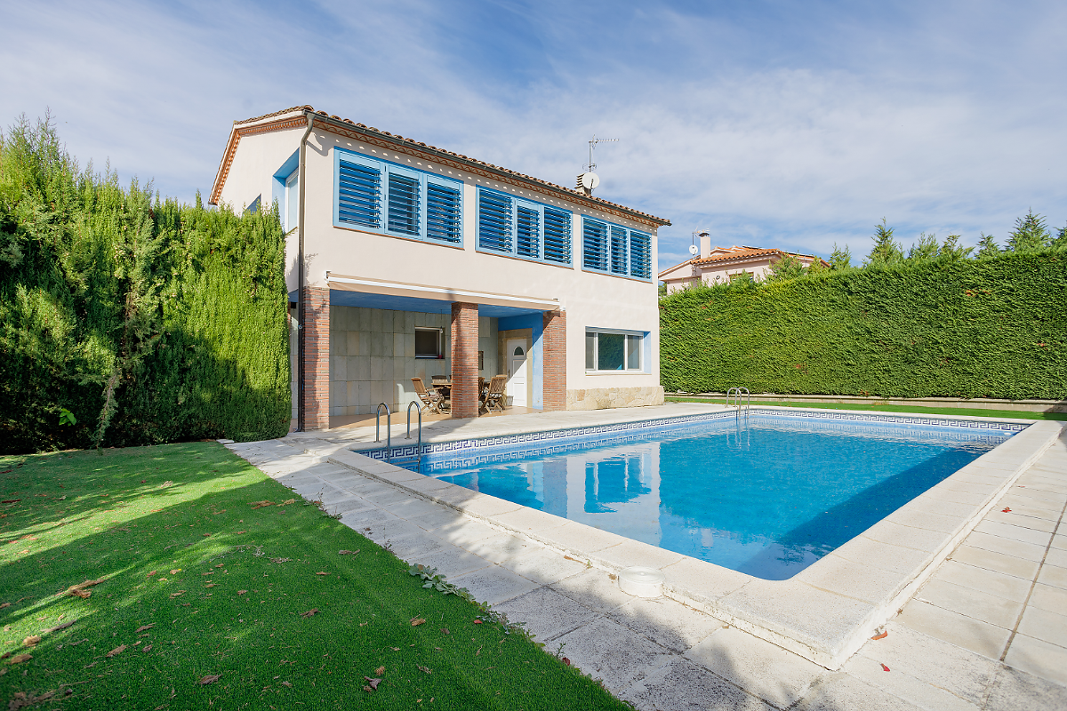 Maison sur la Costa Brava, Espagne, 472 m² - image 1