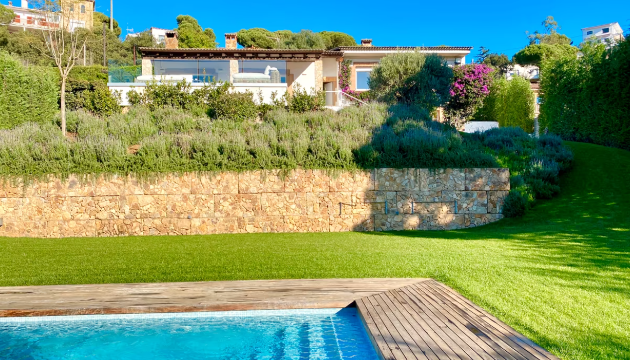 Maison sur la Costa Brava, Espagne, 247 m² - image 1