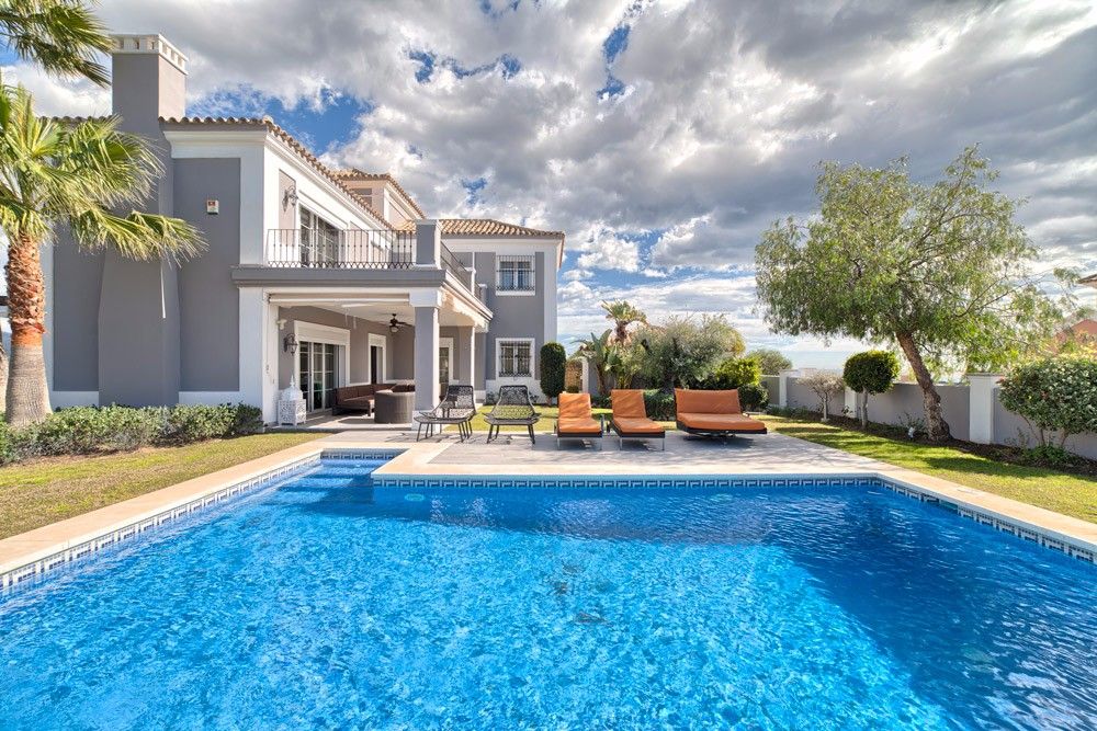 Haus in Costa del Sol, Spanien, 270 m² - Foto 1