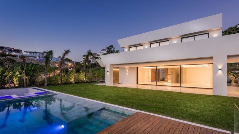 Haus in Costa del Sol, Spanien, 545 m² - Foto 1