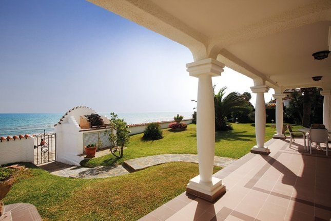 Haus in Costa del Sol, Spanien, 348 m² - Foto 1