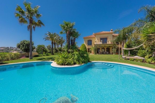 Haus in Costa del Sol, Spanien, 549 m² - Foto 1