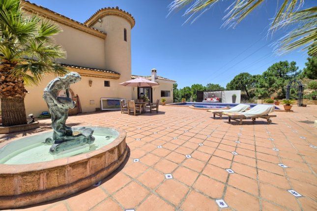 Haus in Costa del Sol, Spanien, 309 m² - Foto 1