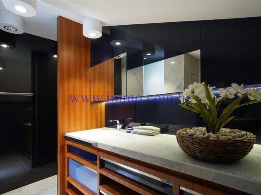 Villa on Peljesac peninsula, Croatia, 480 m² - picture 13