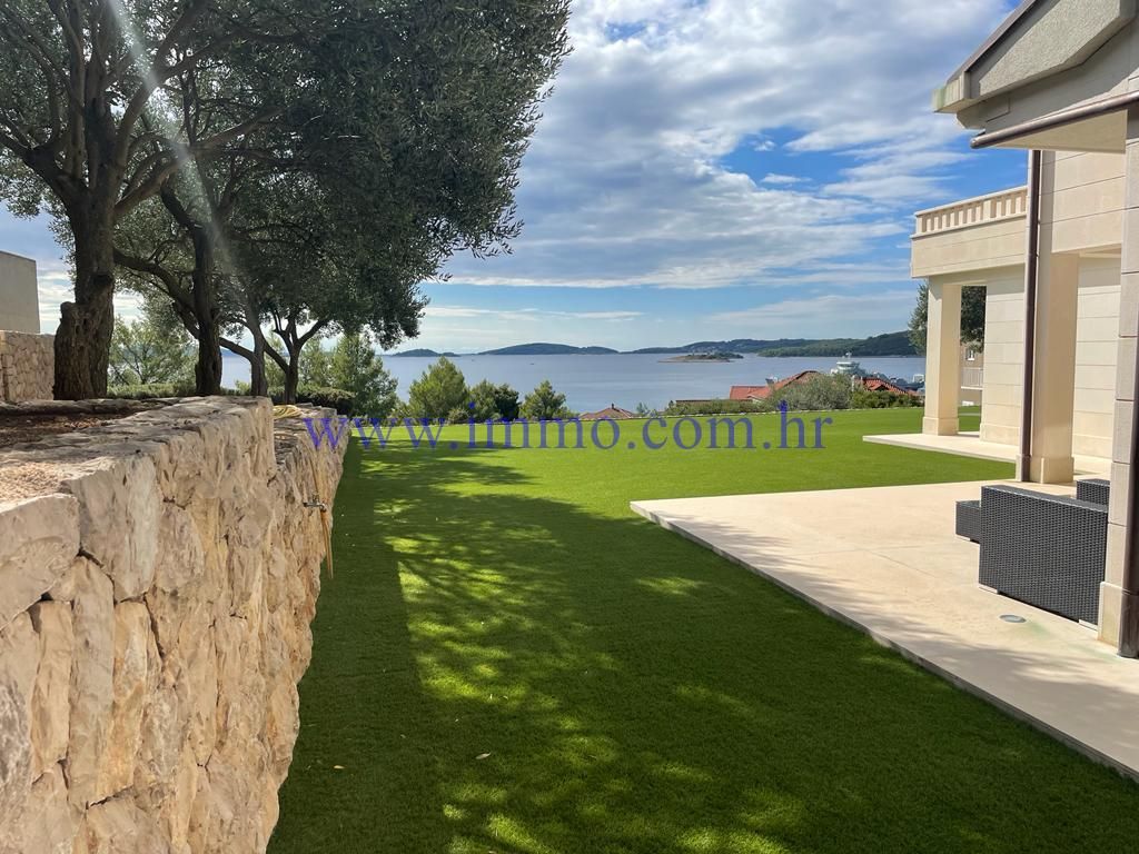 Villa on Peljesac peninsula, Croatia, 480 m² - picture 16