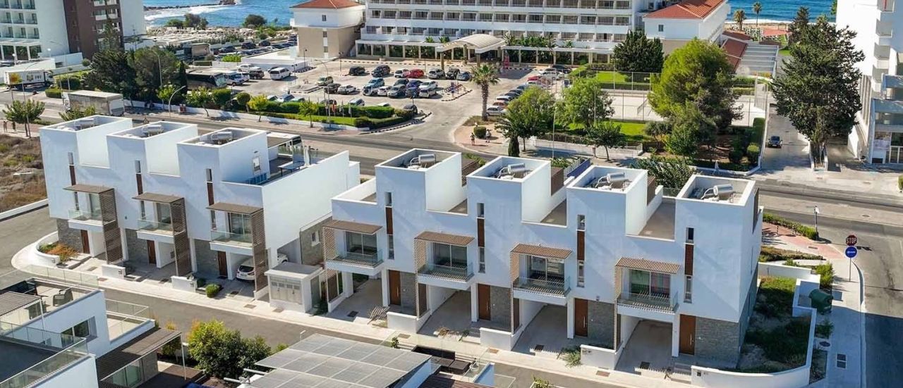 Casa adosada en Pafos, Chipre, 172 m² - imagen 2