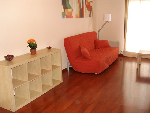 Apartamento en Barcelona, España, 55 m² - imagen 2