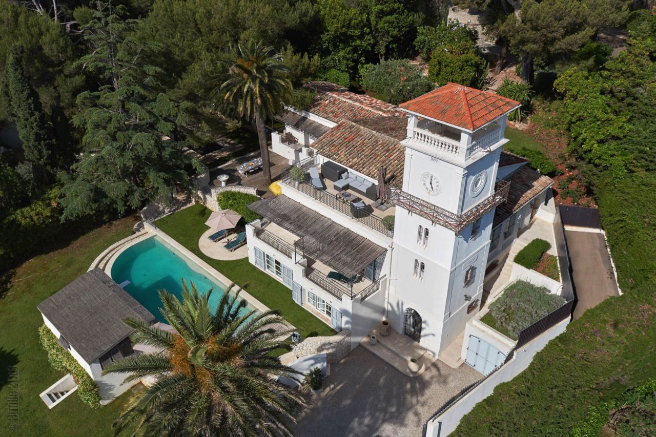 Villa en Antibes, Francia, 400 m² - imagen 1