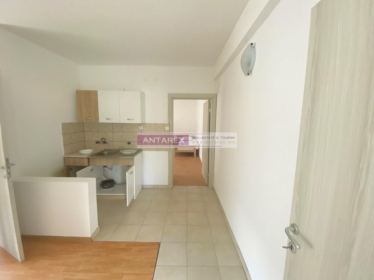 Villa in Zelenika, Montenegro, 316 m² - picture 8