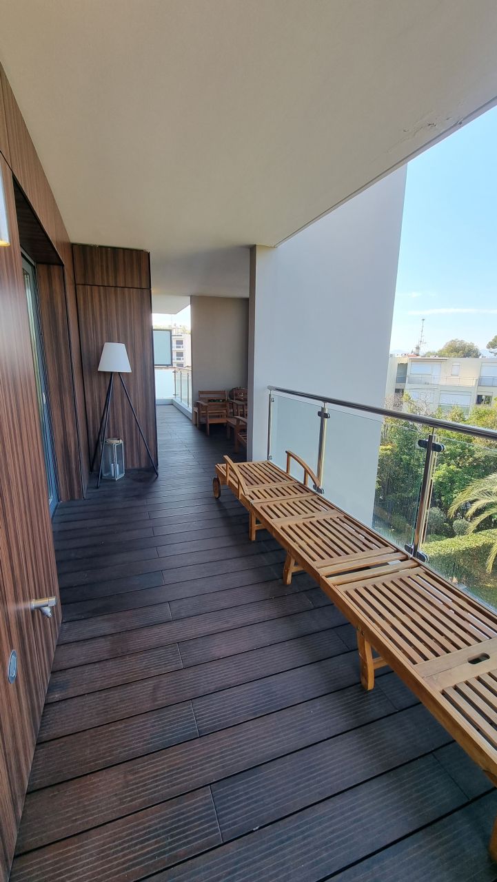 Appartement au Cap d'Antibes, France, 84 m² - image 3