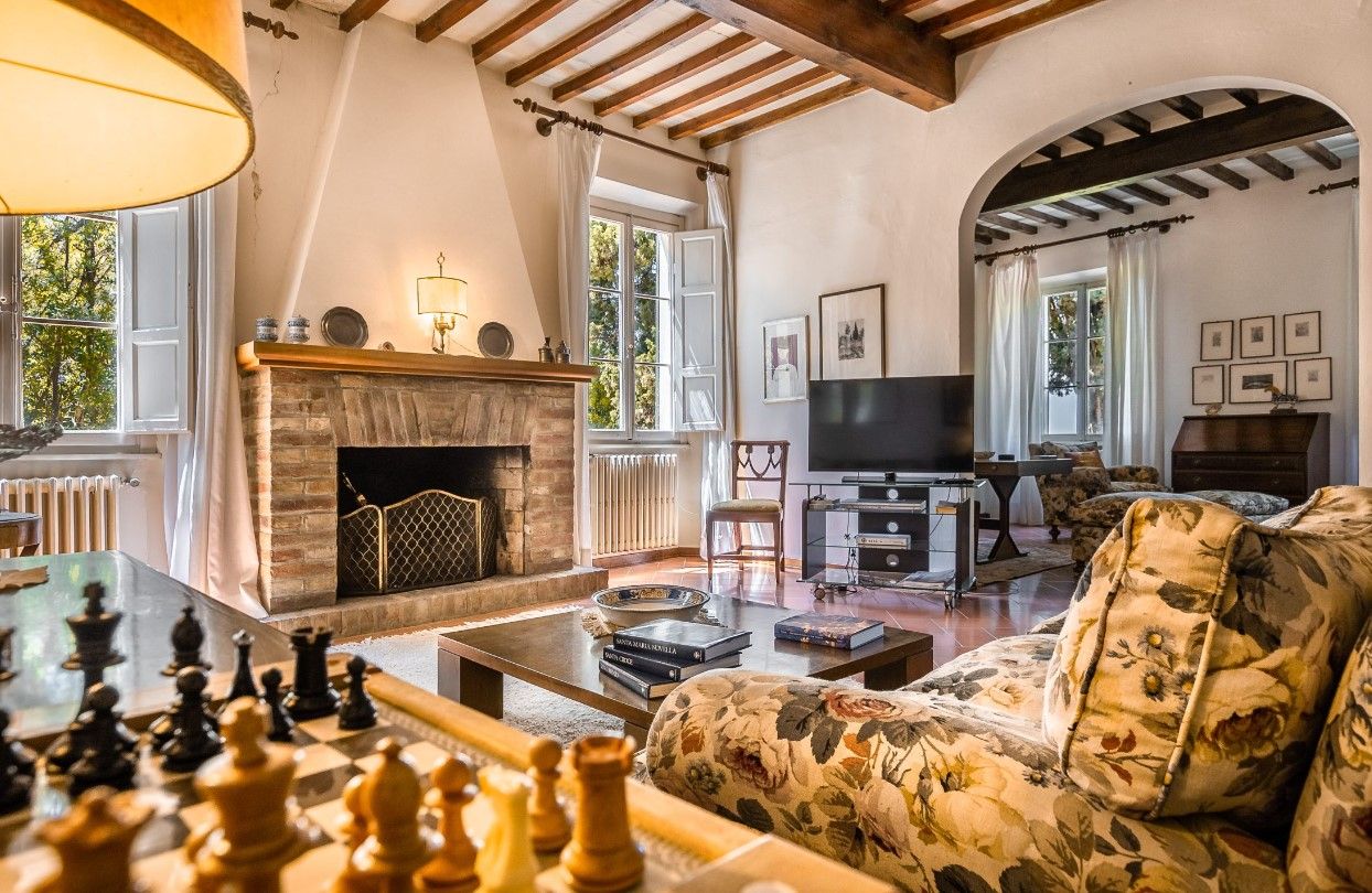 Industrial en Florencia, Italia, 4 700 m² - imagen 8