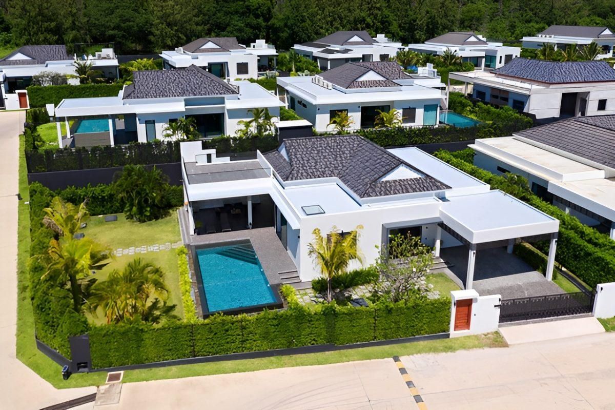 Villa in Hua Hin, Thailand, 284 m² - picture 1