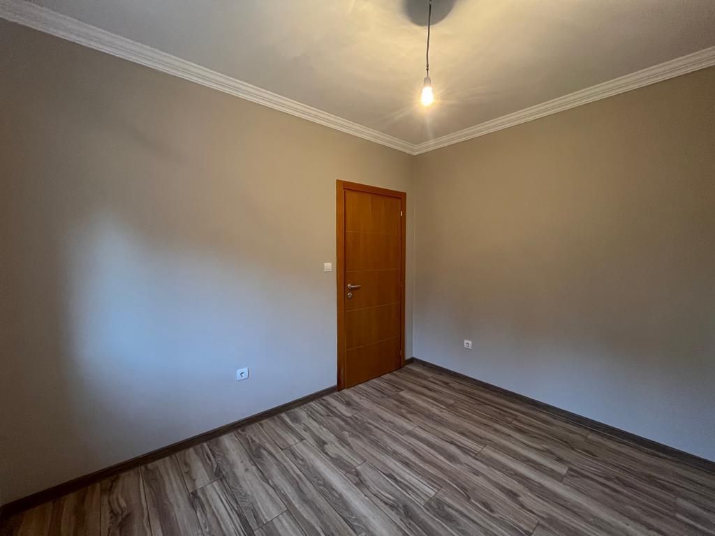 Piso en Lastva, Montenegro, 79 m² - imagen 10