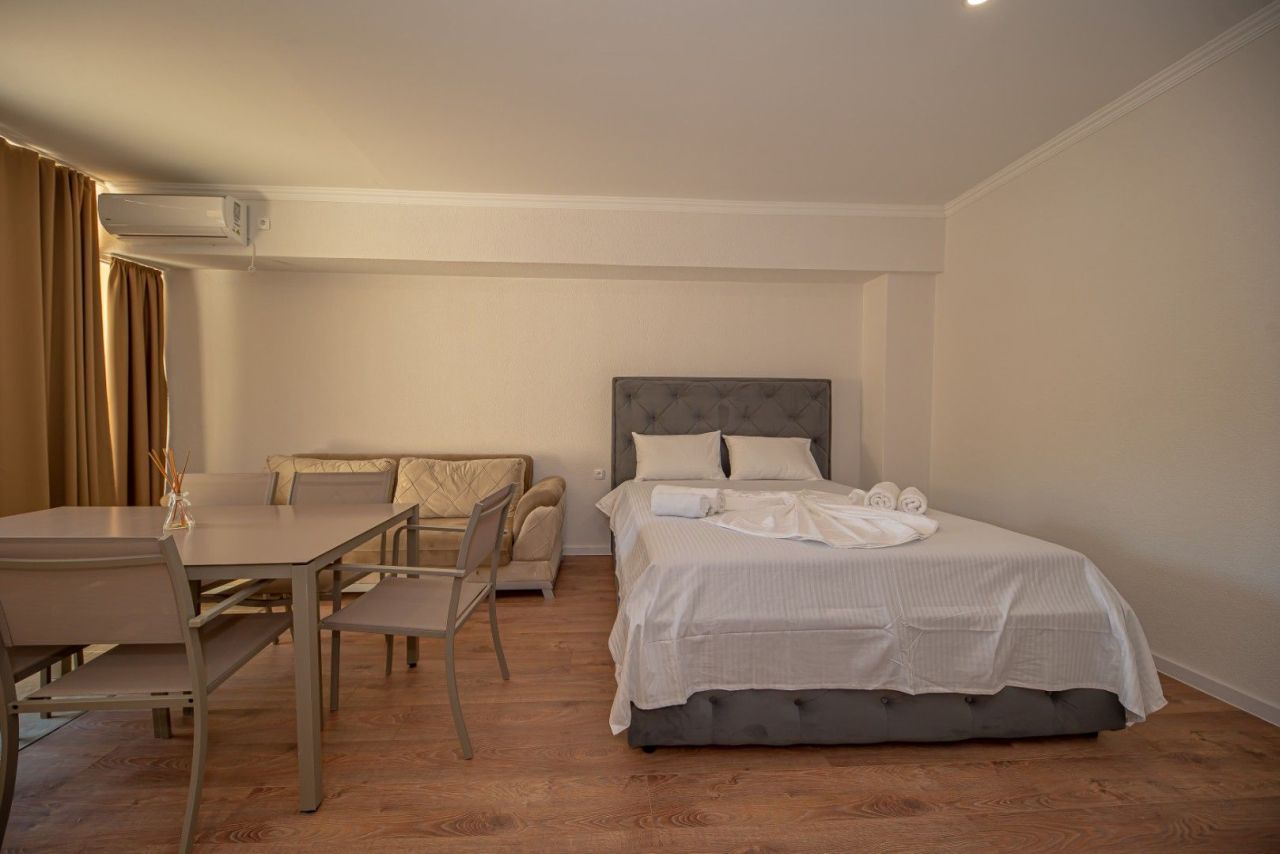 Hotel en el Bar, Montenegro, 743 m² - imagen 14