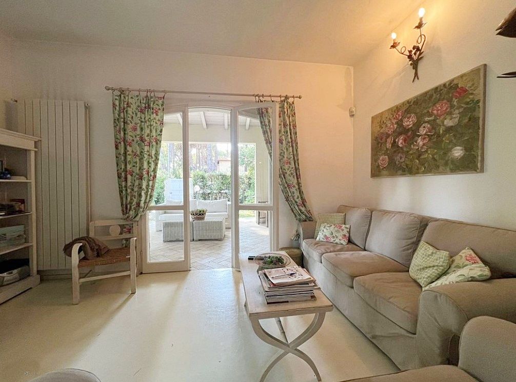 Villa in Forte dei Marmi, Italien, 200 m² - Foto 7