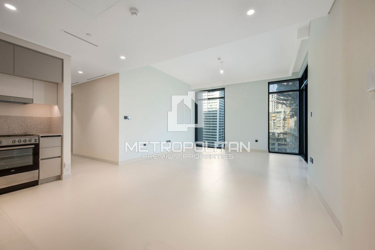 Apartment in Dubai, UAE, 102 m² - picture 1