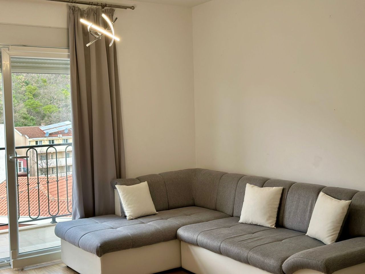 Flat in Budva, Montenegro, 44 m² - picture 4