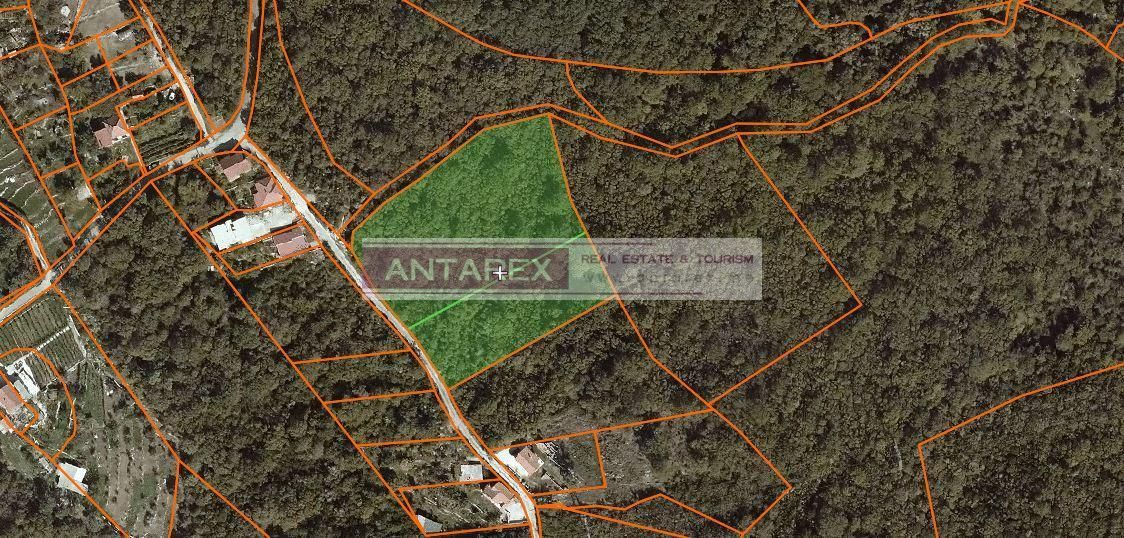 Terreno en Zelenika, Montenegro, 12 263 m² - imagen 2