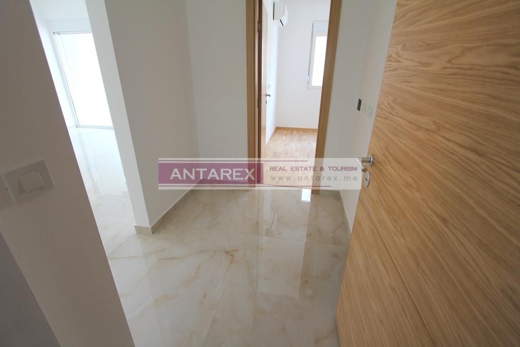 Appartement à Baosici, Monténégro, 46 m² - image 4