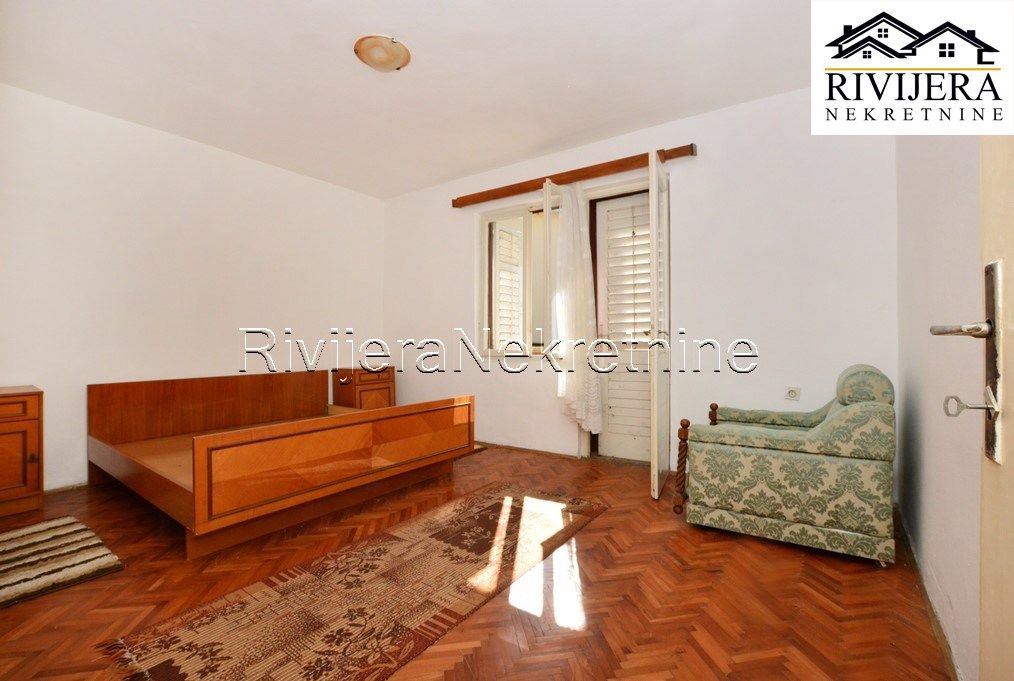 Flat in Herceg-Novi, Montenegro, 72 m² - picture 1