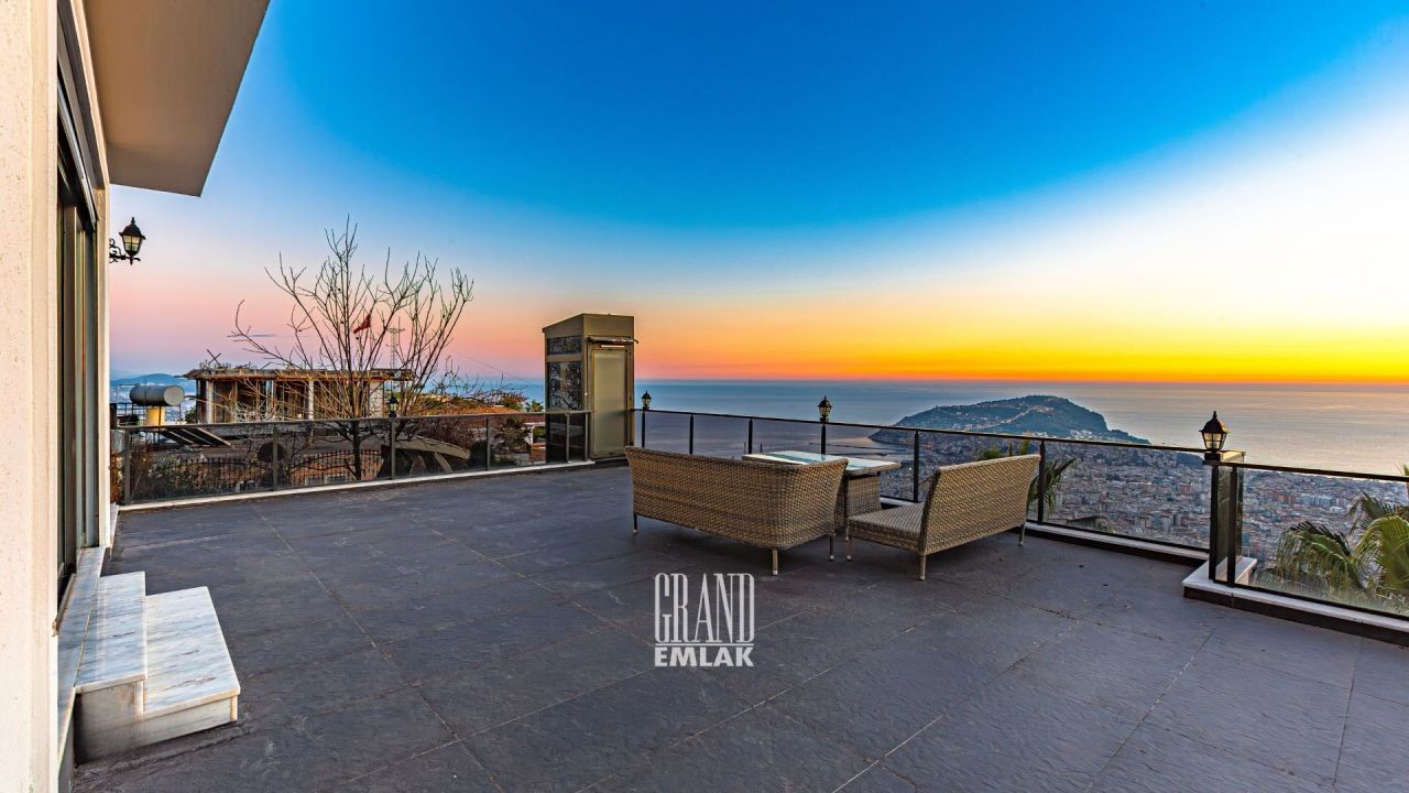 Villa in Alanya, Türkei, 1 100 m² - Foto 3