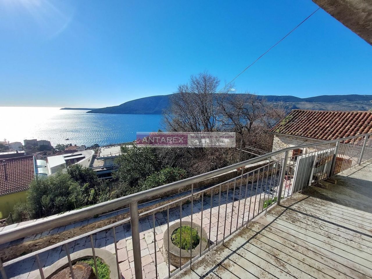 Villa à Herceg-Novi, Monténégro, 306 m² - image 1