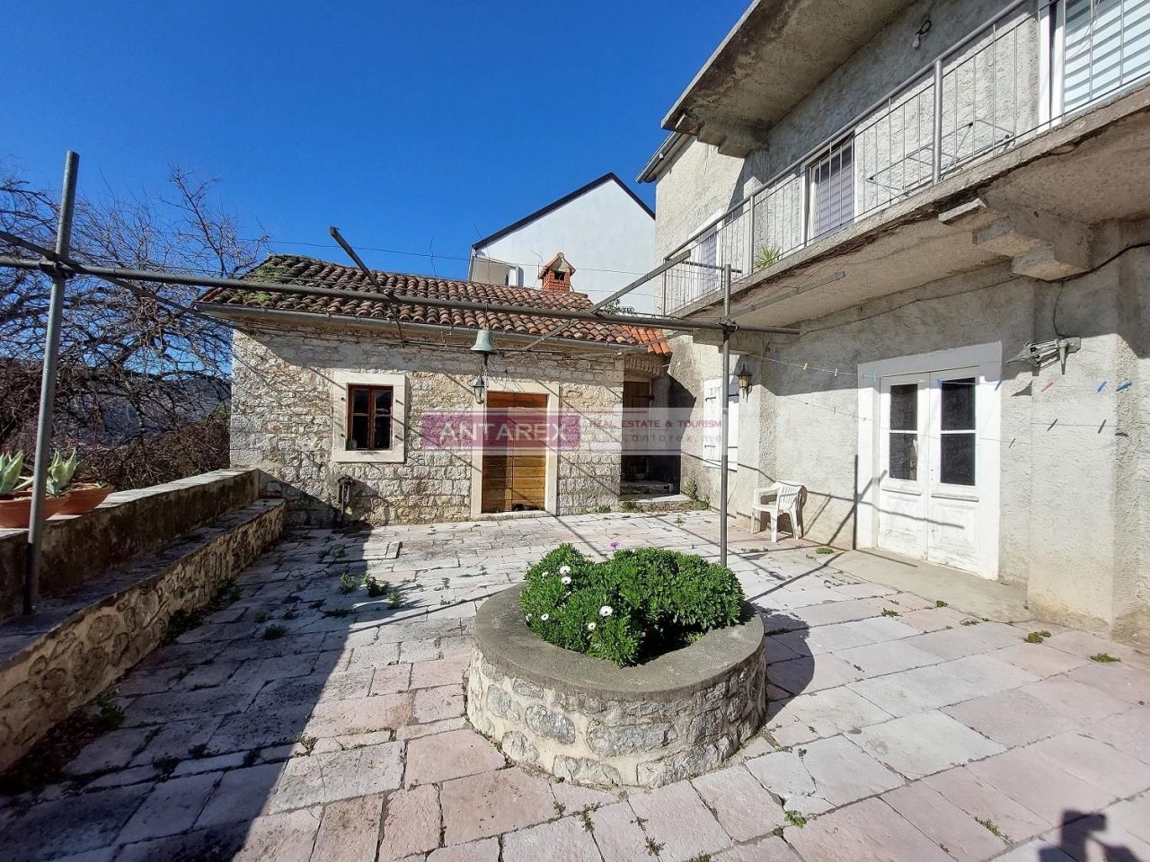 Villa in Herceg-Novi, Montenegro, 306 m² - picture 3