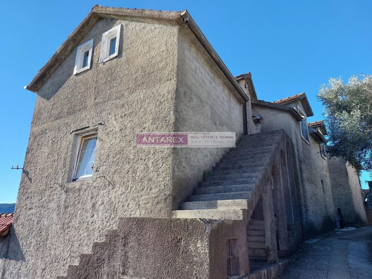 Villa in Herceg-Novi, Montenegro, 306 m² - picture 8