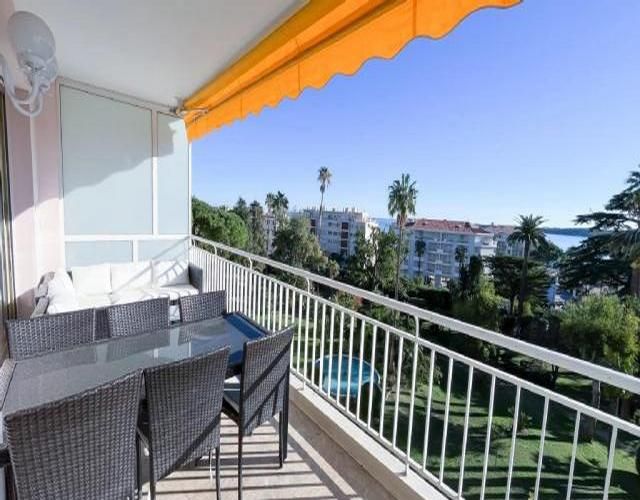 Apartamento en Cannes, Francia, 95 m² - imagen 2