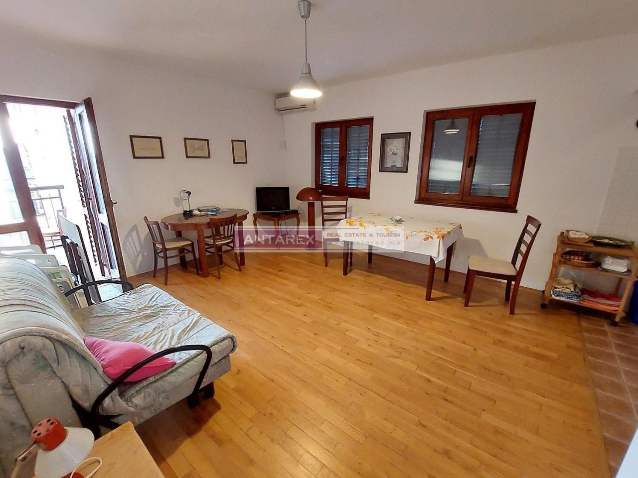 Apartment in Zelenika, Montenegro, 68 m² - Foto 1