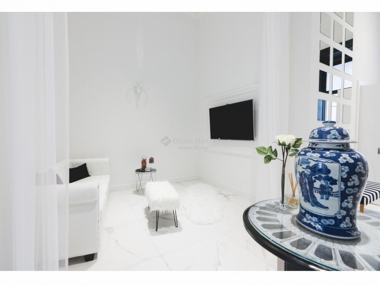 Flat in Budapest, Hungary, 175 m² - picture 6