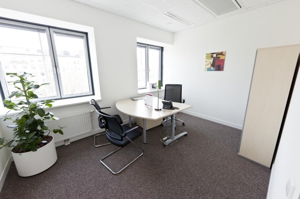 Office in Vienna, Austria, 300 m² - picture 7