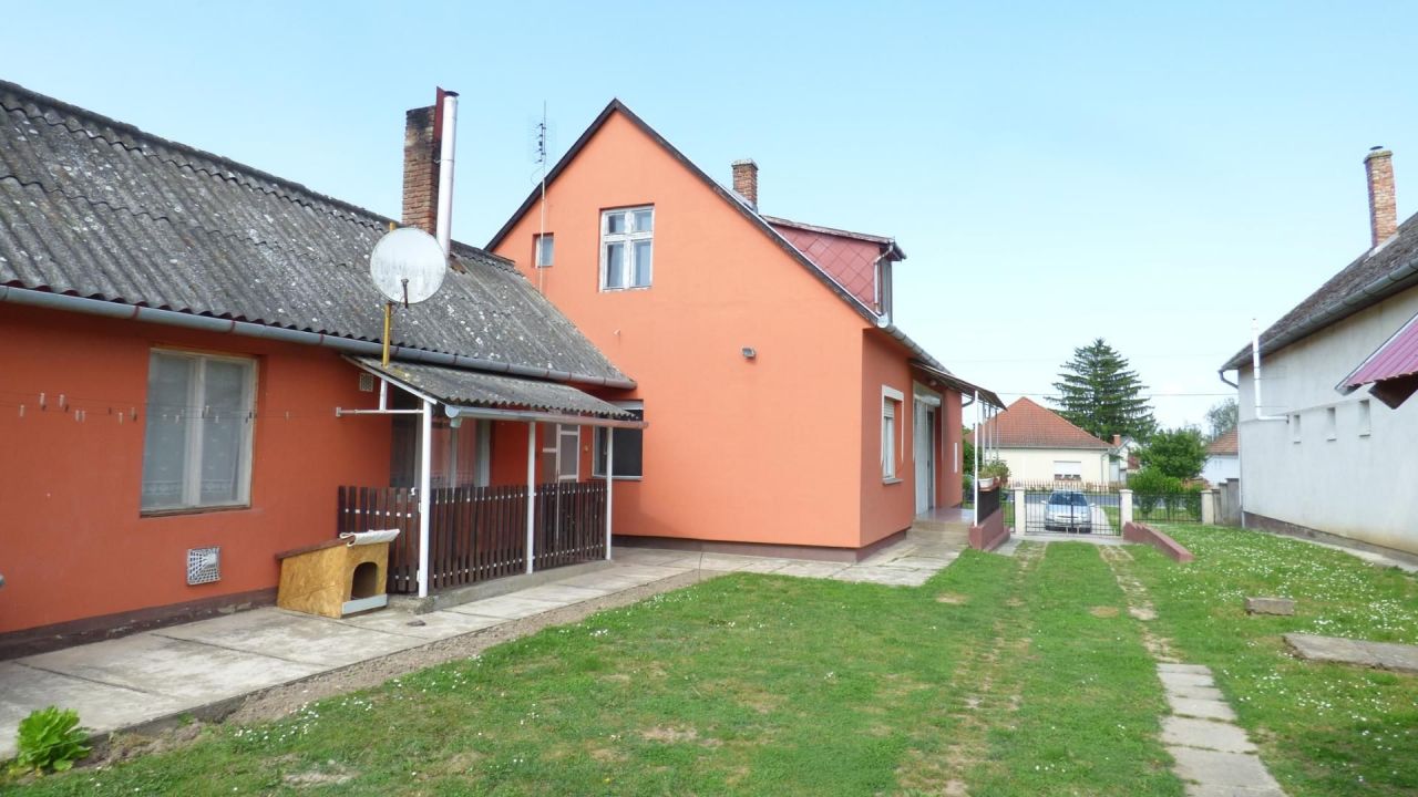 Villa Ötvöskónyi, Hongrie, 155 m² - image 8