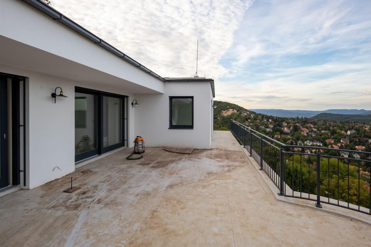 Penthouse in Budapest, Hungary, 130 m² - picture 9