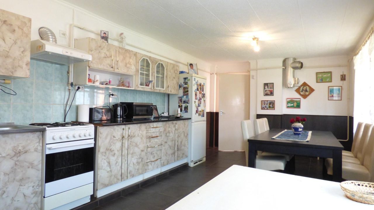 Villa Ötvöskónyi, Hongrie, 155 m² - image 13