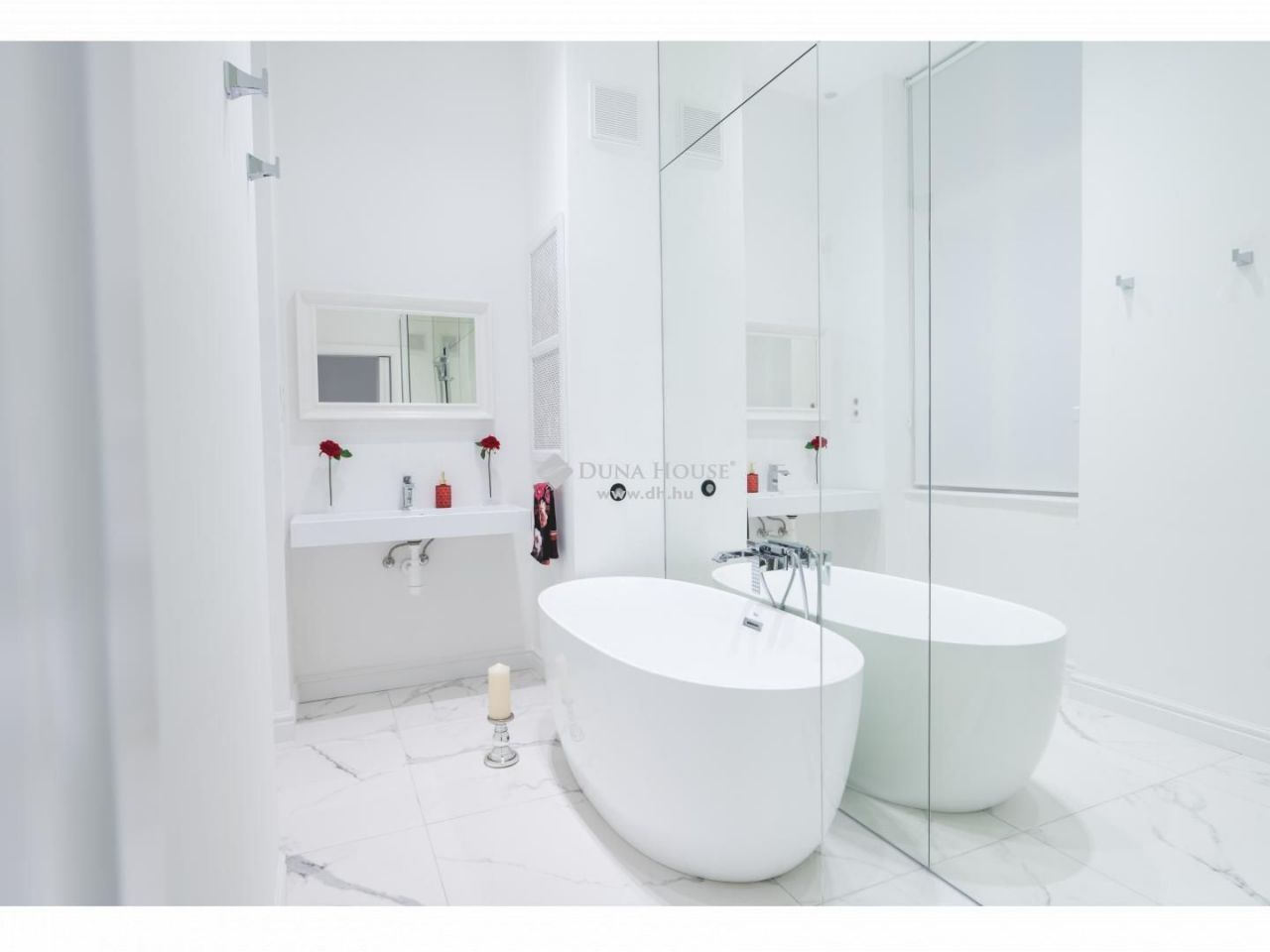 Flat in Budapest, Hungary, 175 m² - picture 16