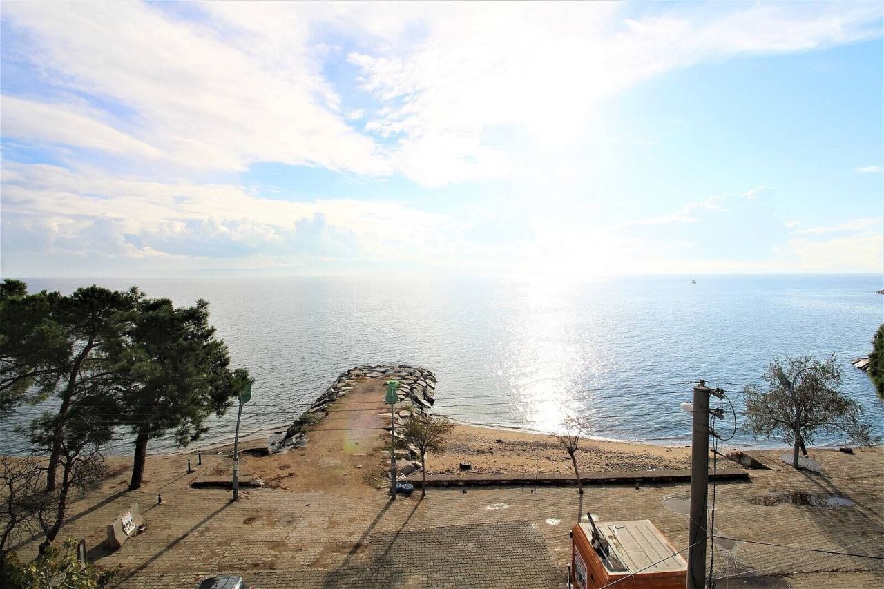 Apartment Armutlu, Turkey, 115 m² - picture 1