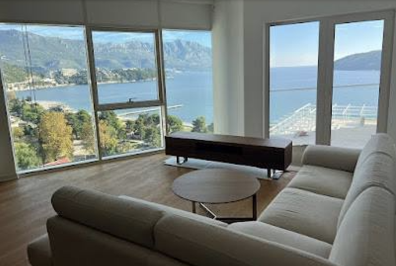 Piso en Budva, Montenegro, 104 m² - imagen 1