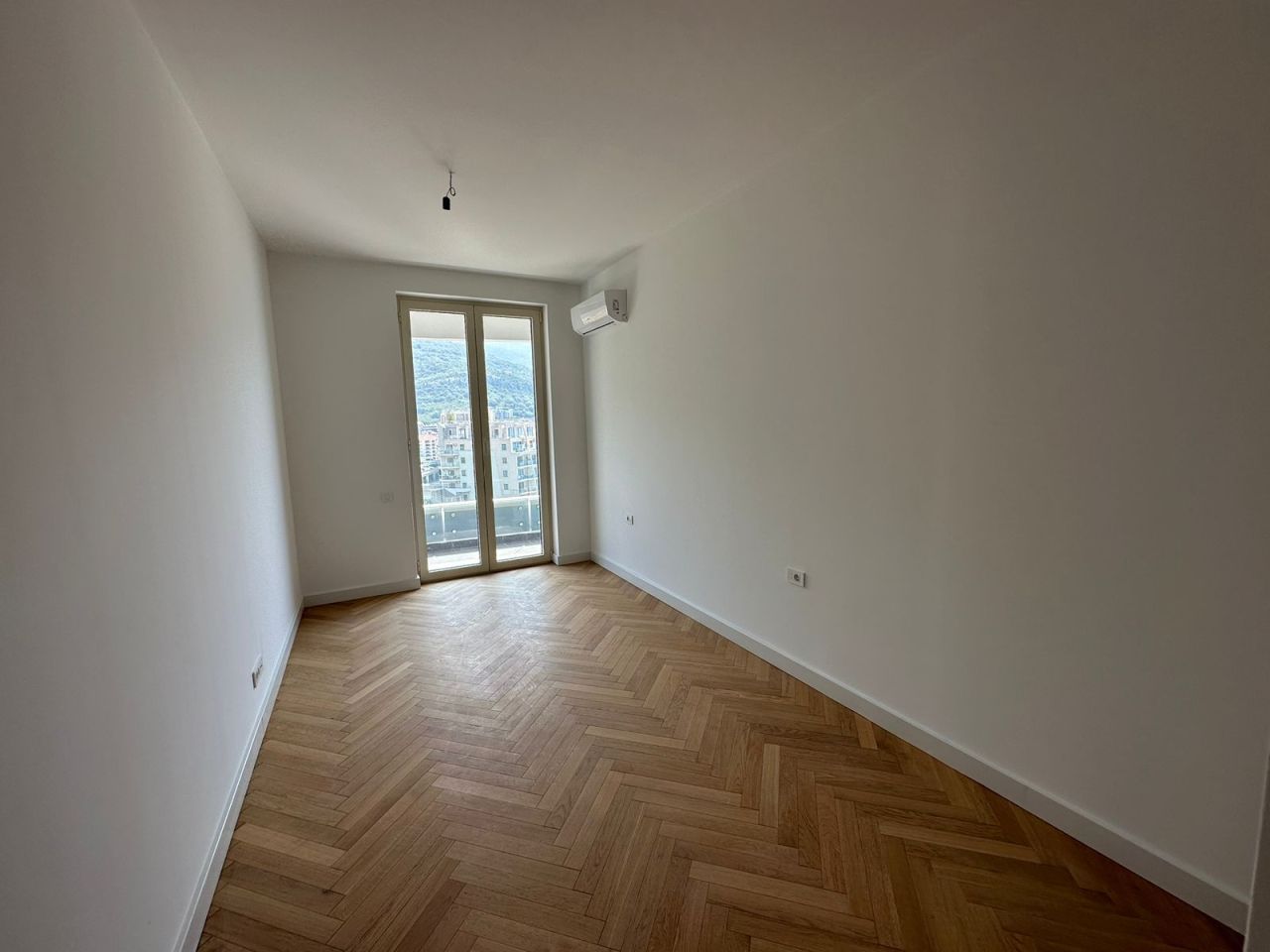 Piso en Budva, Montenegro, 48.41 m² - imagen 10