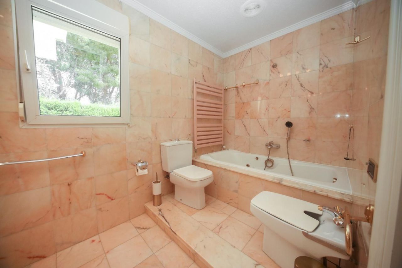 Villa in Orihuela Costa, Spain, 243 m² - picture 9