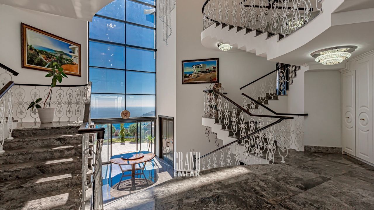 Villa in Alanya, Türkei, 1 100 m² - Foto 9