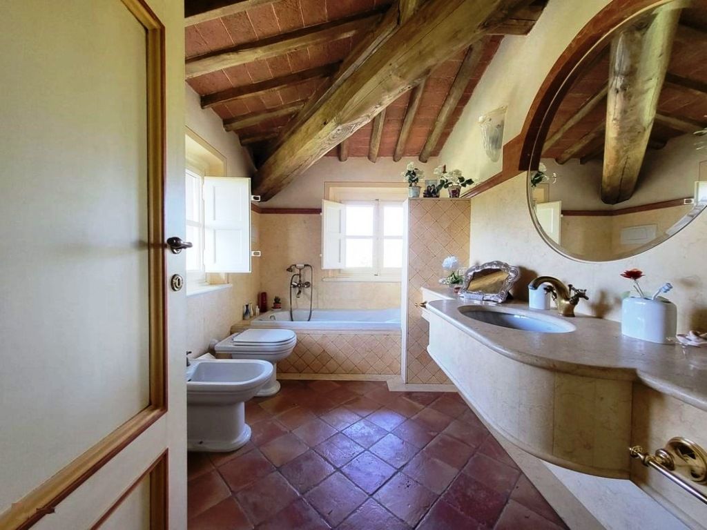 Tenuta a Lucca, Italia, 630 m² - foto 17