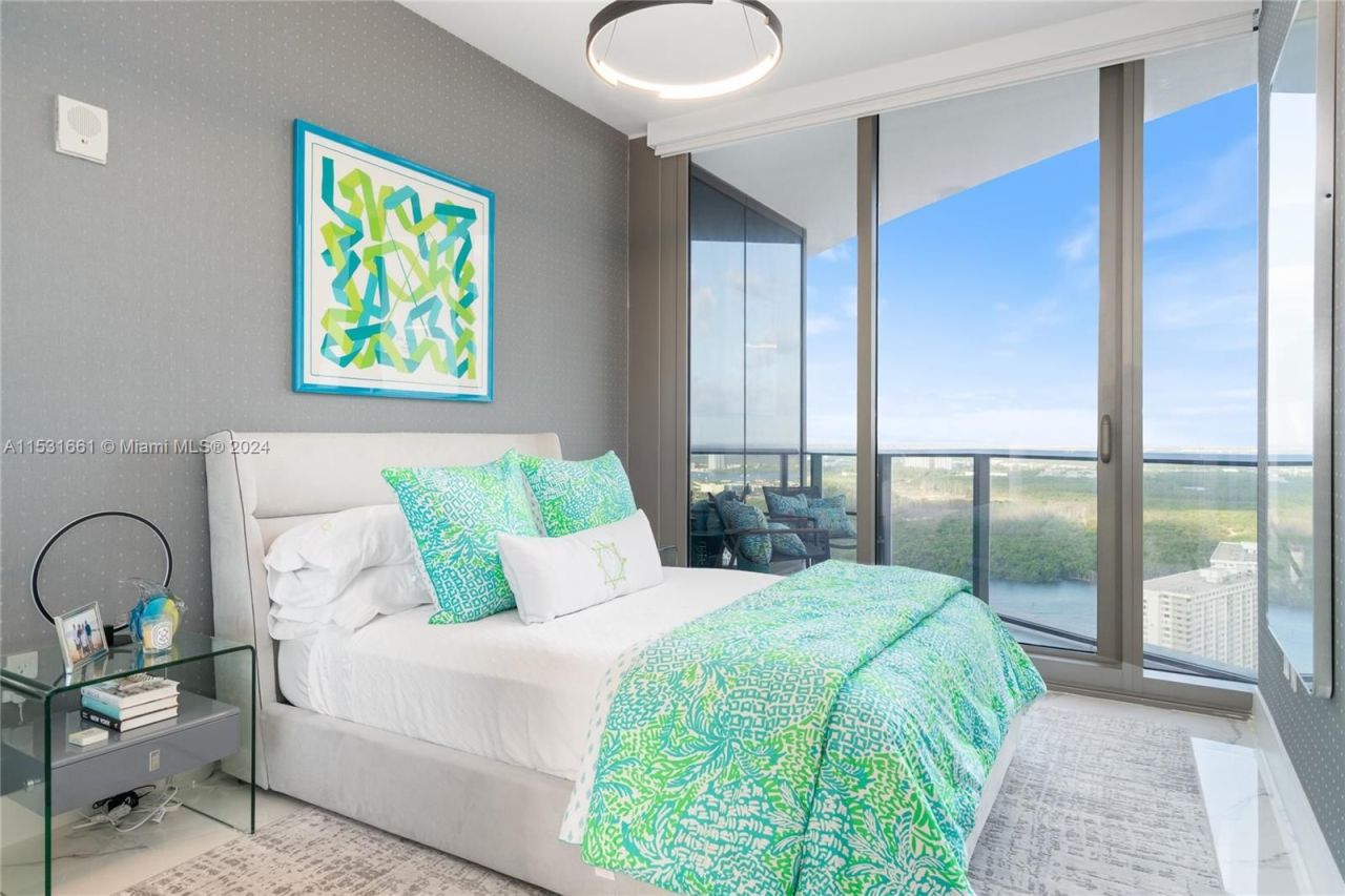 Piso en Miami, Estados Unidos, 140 m² - imagen 11