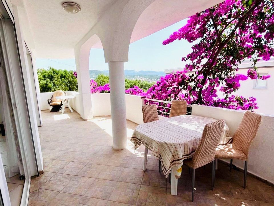 Appartement à Dobra Voda, Monténégro, 78 m² - image 2