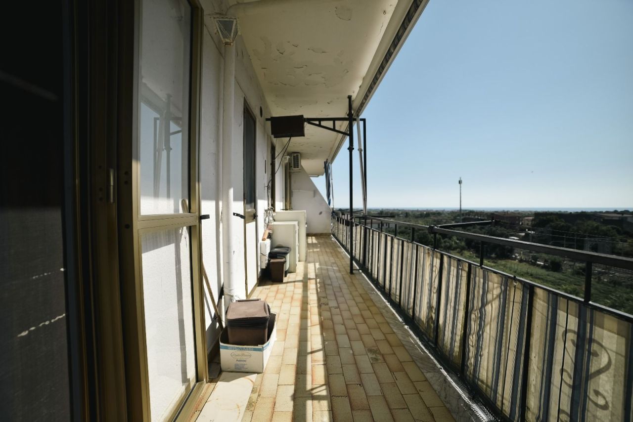 Flat in Santa Maria del Cedro, Italy, 135 m² - picture 11